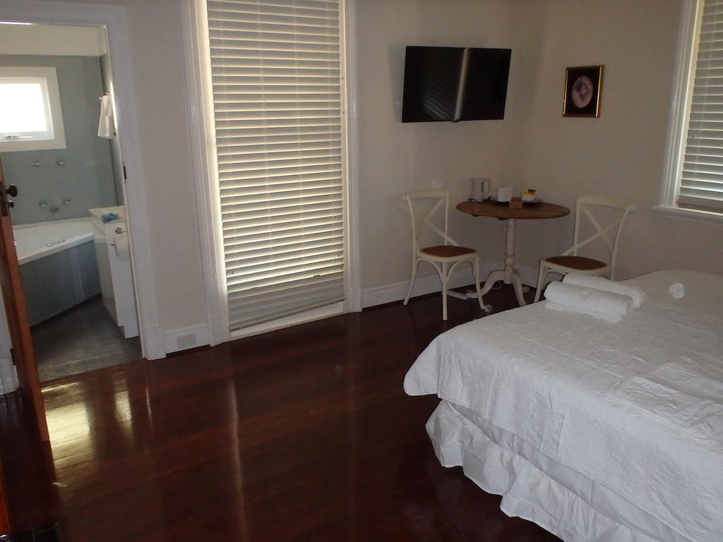 Hamptons Inn Bed & Breakfast Фримантл Номер фото